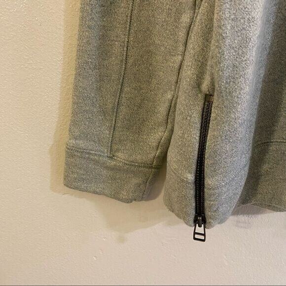 Soft Surroundings Large Top Sweatshirt Urban Chic Sage Green Comfy Soft Cotton - Picture 12 of 13